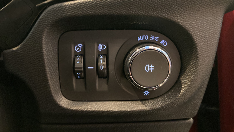 Vauxhall Corsa 1.2 SE 5dr Petrol Hatchback